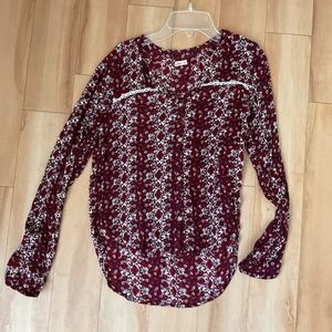 Hollister XS Boho Style Burgundy Pattern Blouse
